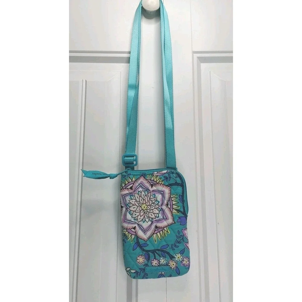 Vera Bradley Cell Phone Crossbody Purse Wallet Peacock Garden RFID Protected - Picture 3 of 5